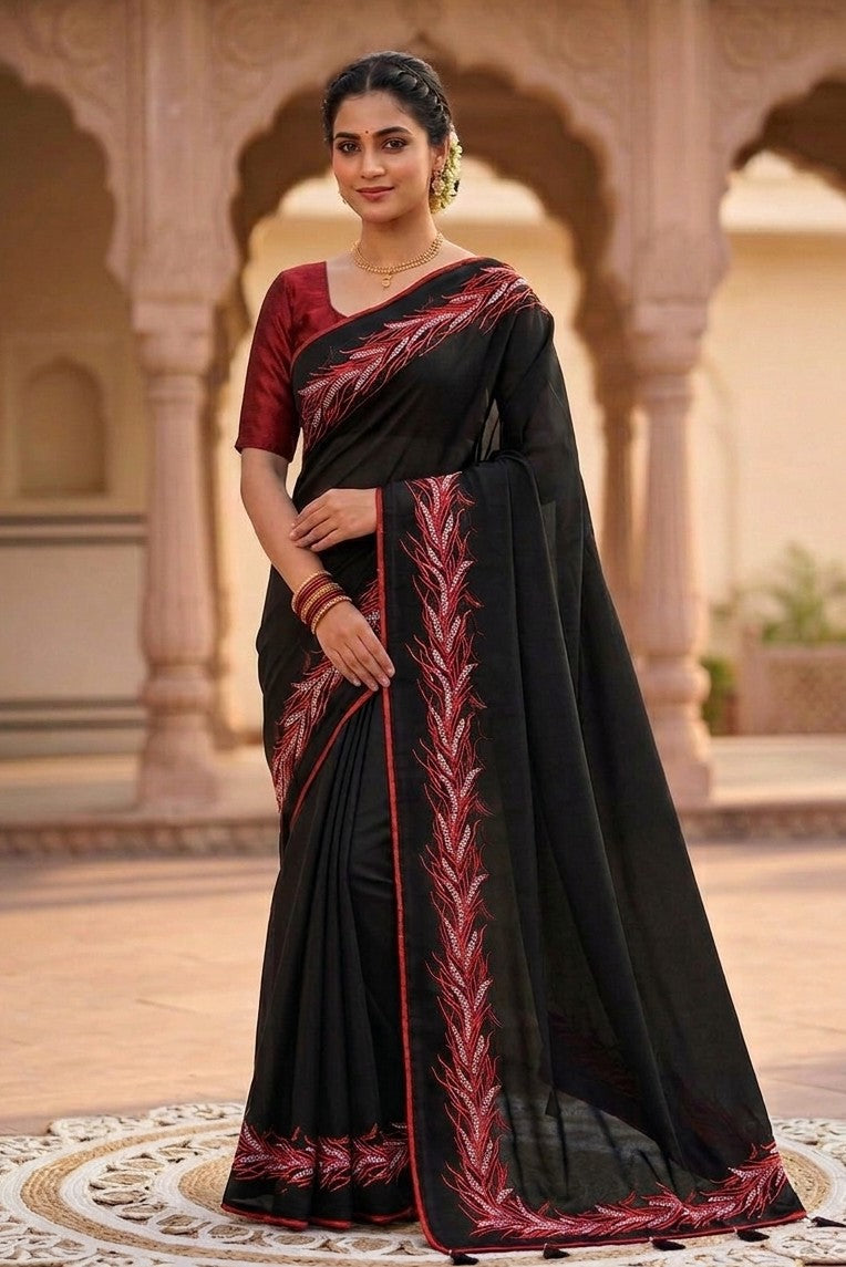 Black georgette plain Saree with boundary enhancing the nature