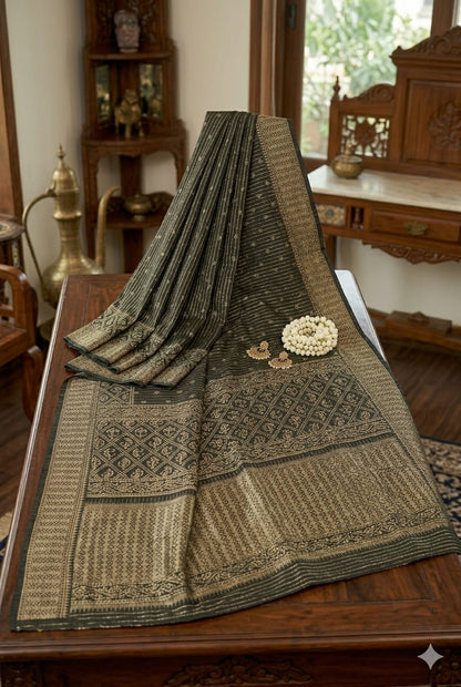 Dark black silk bnarsi look with simple texture jari embroidery