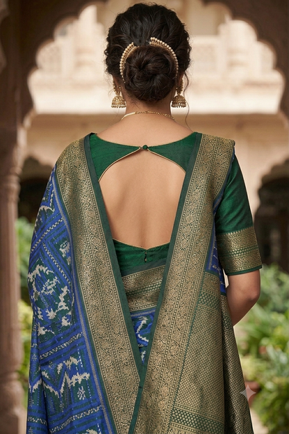 Light weight asmani colour saree mixture of polyester fabric
